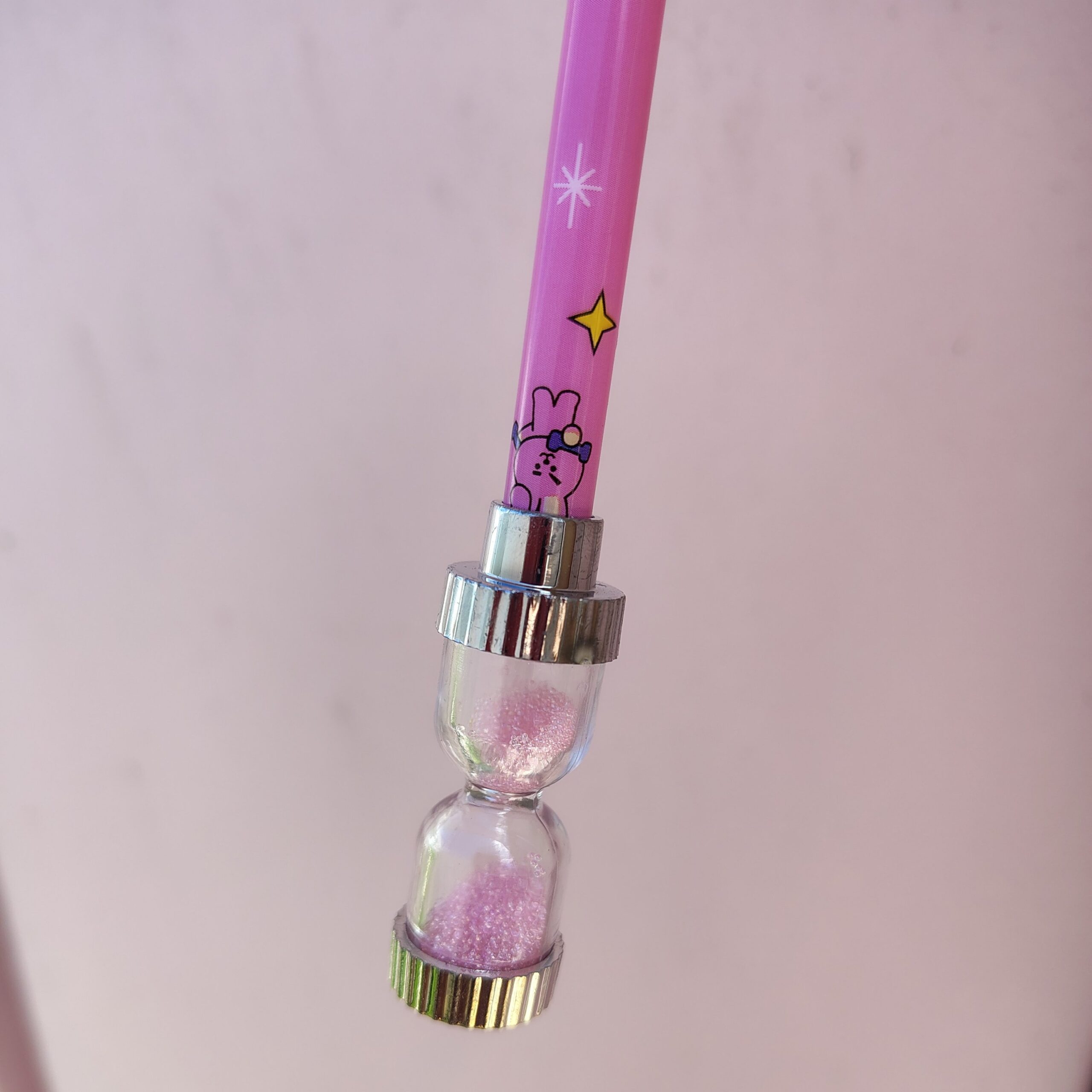 Caneta BTS BT21 Ampulheta