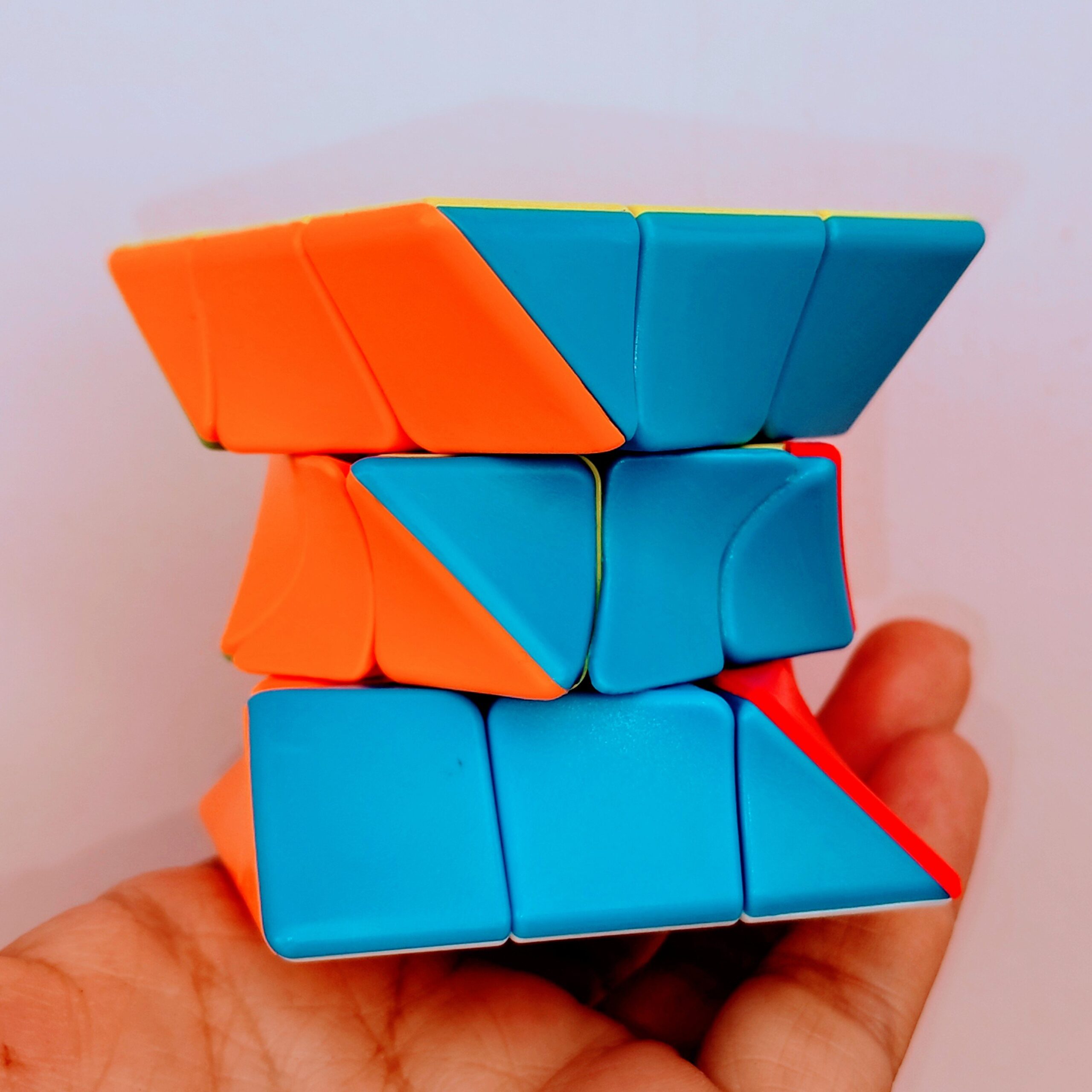 cubo mágico torcido