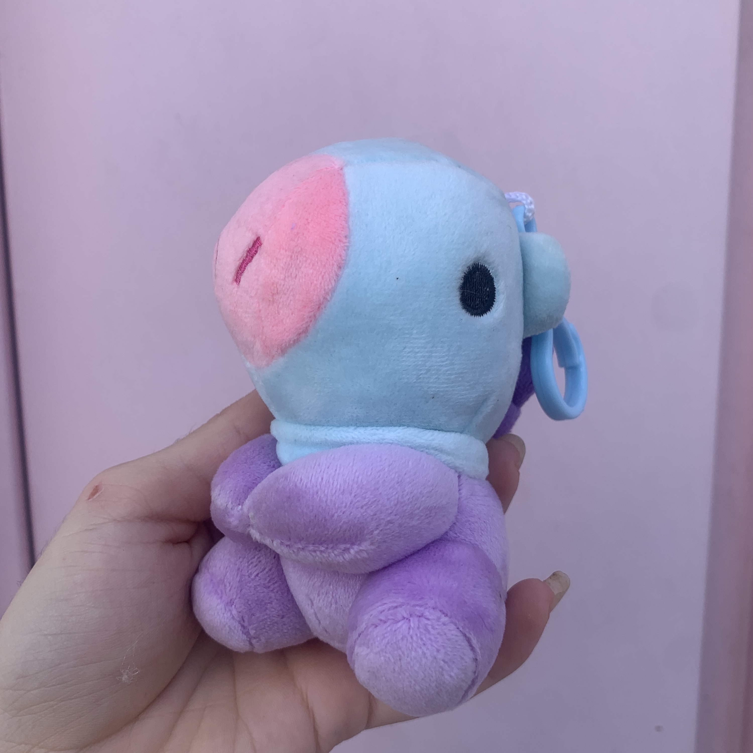Pelucia pequena BTS BT21
